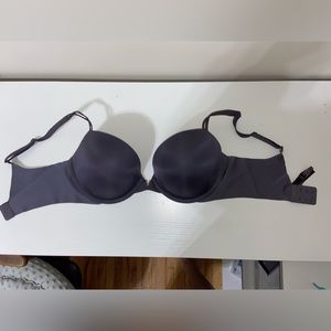 34DD Victorias Secret Bra